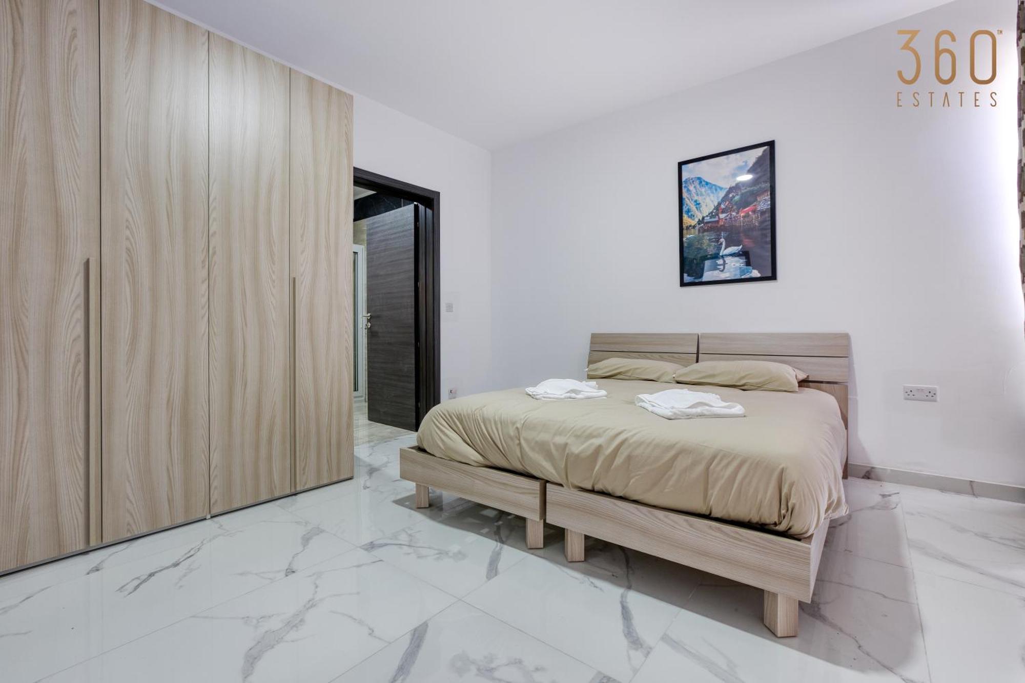 One Of A Kind 4br Penthouse With Terrace & Views By 360 Estates * St. Paul's Bay