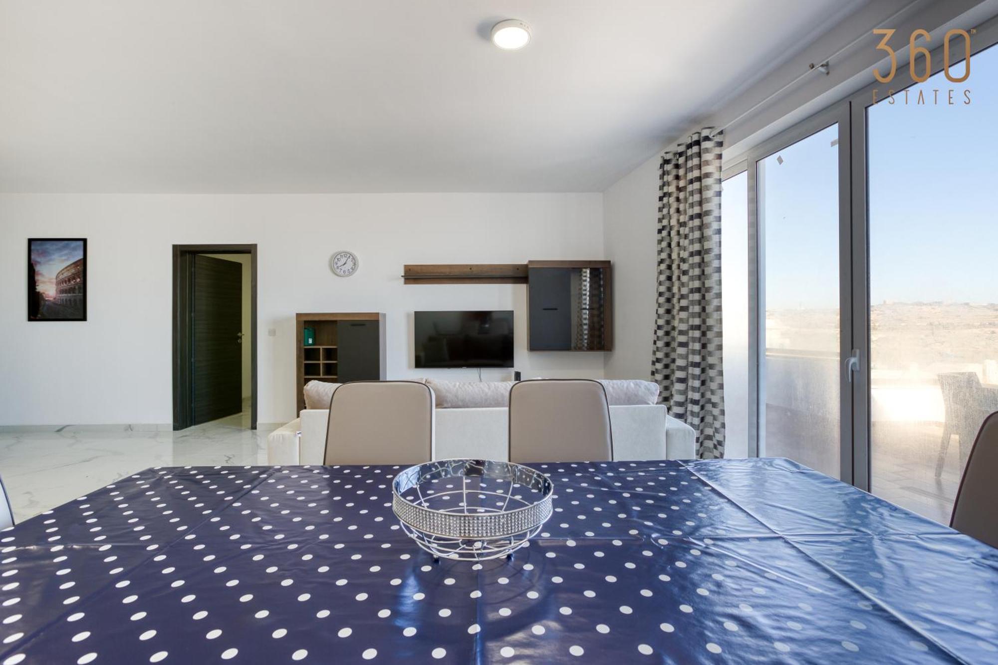 One Of A Kind 4br Penthouse With Terrace & Views By 360 Estates *